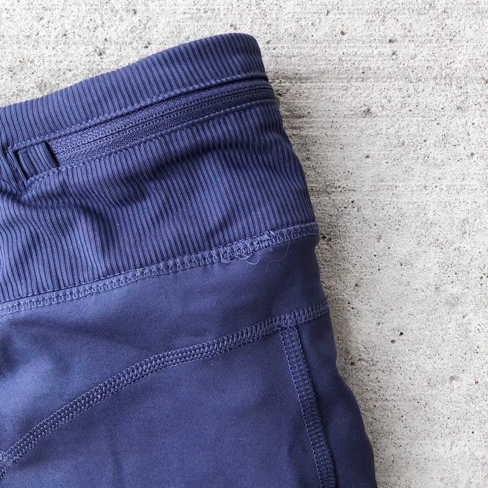 Nike Air Dri-Fit 7/8 Running Leggings in Purple Blue - Picture 9 of 10